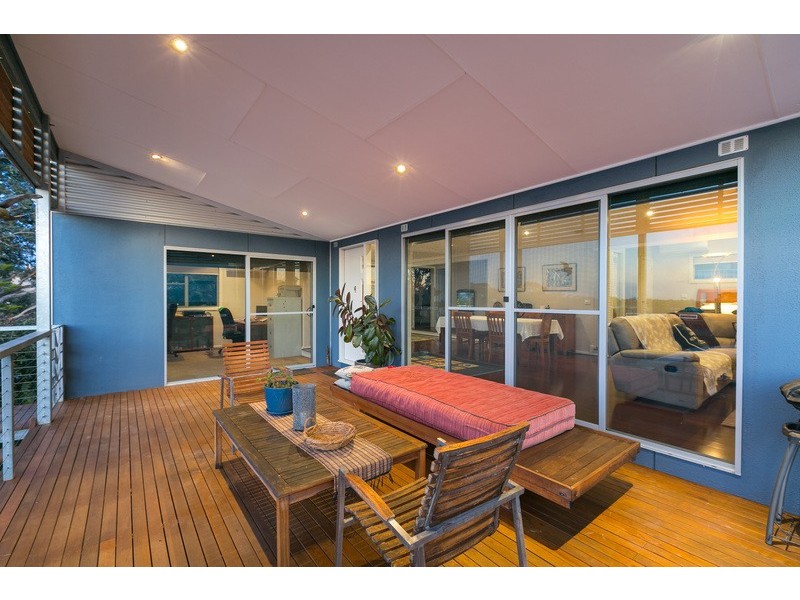 4B Hillview St, Flora Hill VIC 3550