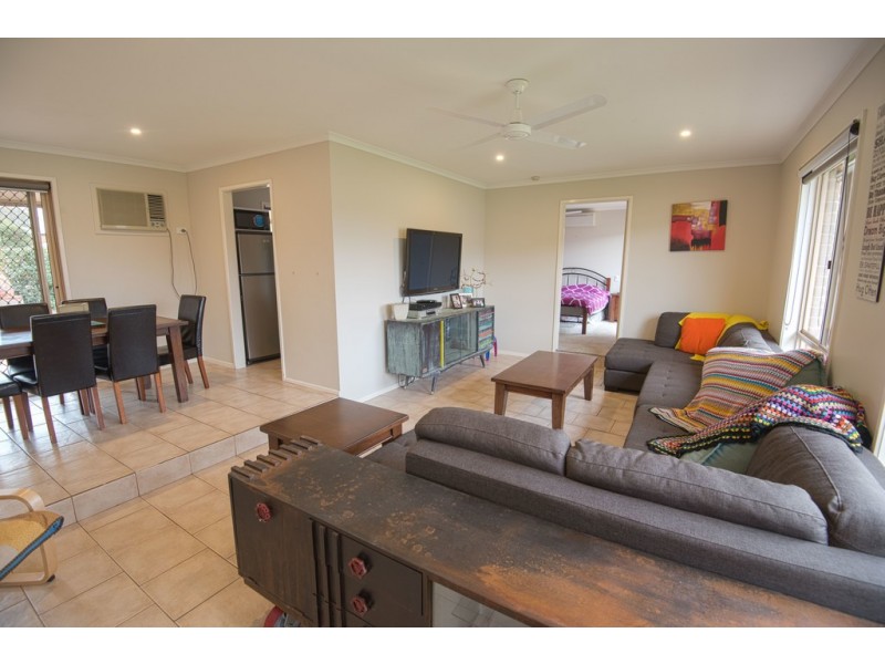 6 Goldsmiths Rd, Eaglehawk VIC 3556
