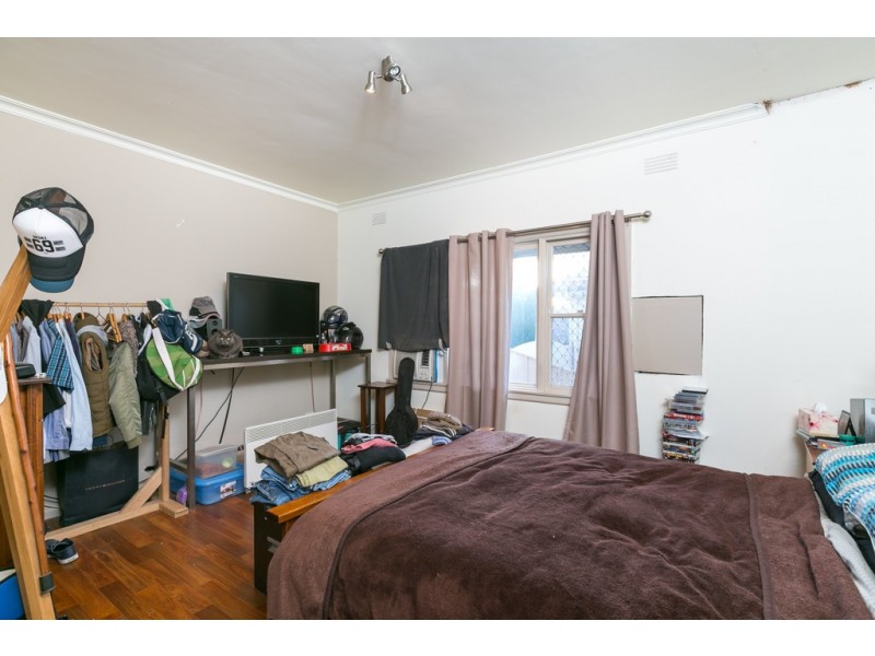 5 Christian Street, California Gully VIC 3556