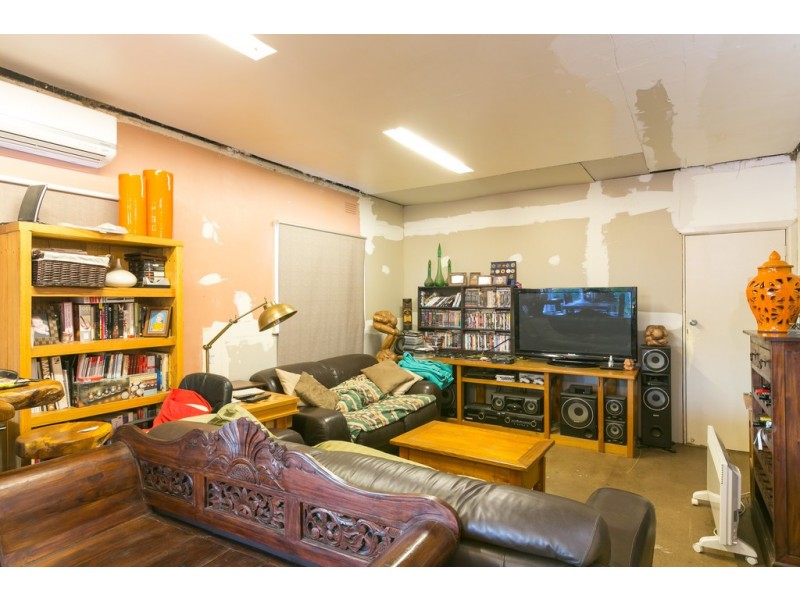 5 Christian Street, California Gully VIC 3556