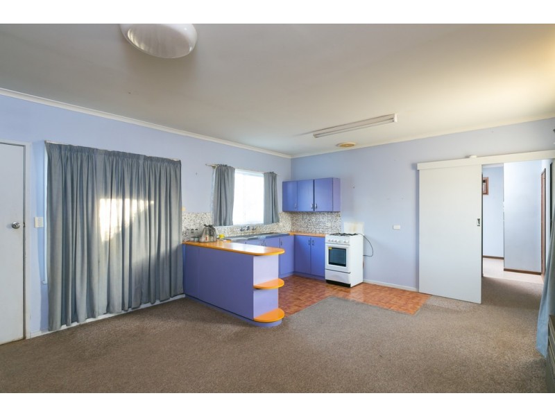 5 Christian Street, California Gully VIC 3556