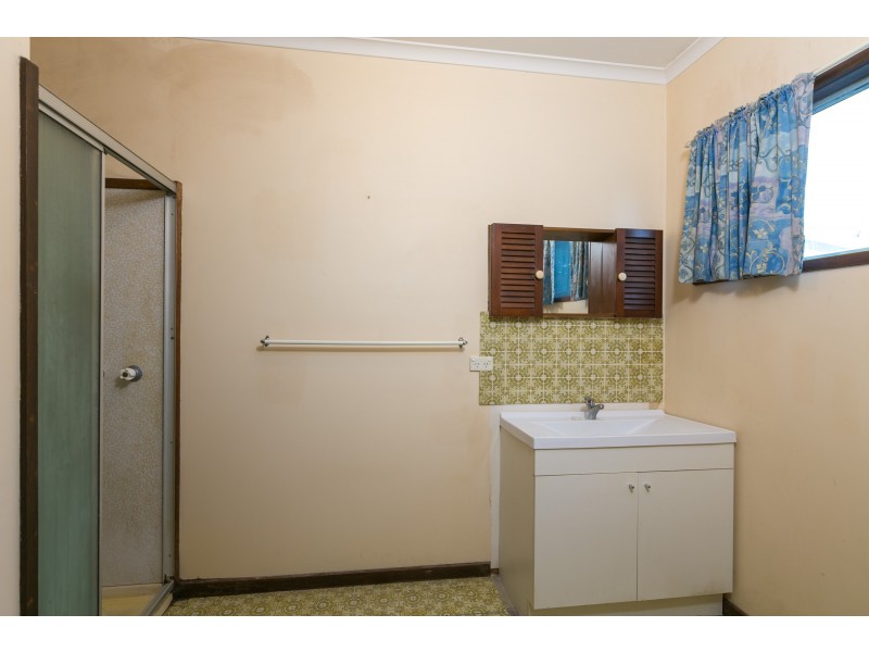 5 Christian Street, California Gully VIC 3556