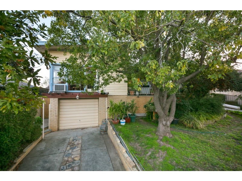 5 Christian Street, California Gully VIC 3556