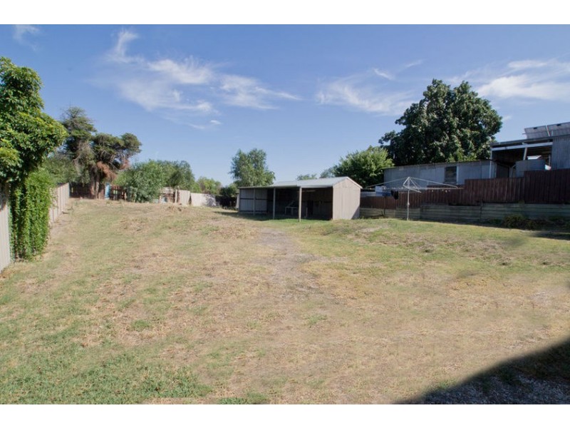 7 Lester Street, Sailors Gully VIC 3556