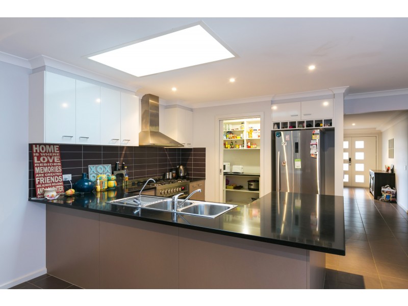 5 Klim Avenue, Kangaroo Flat VIC 3555