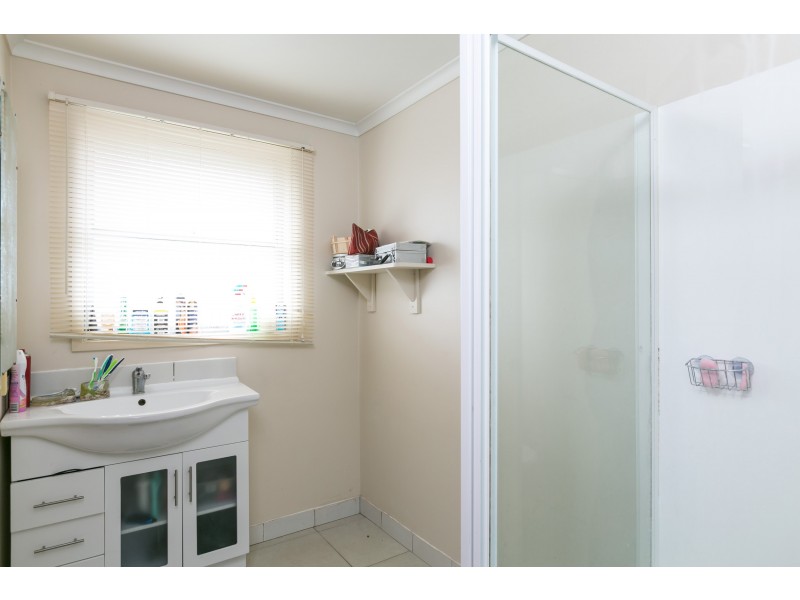 28 Truscott Avenue, California Gully VIC 3556