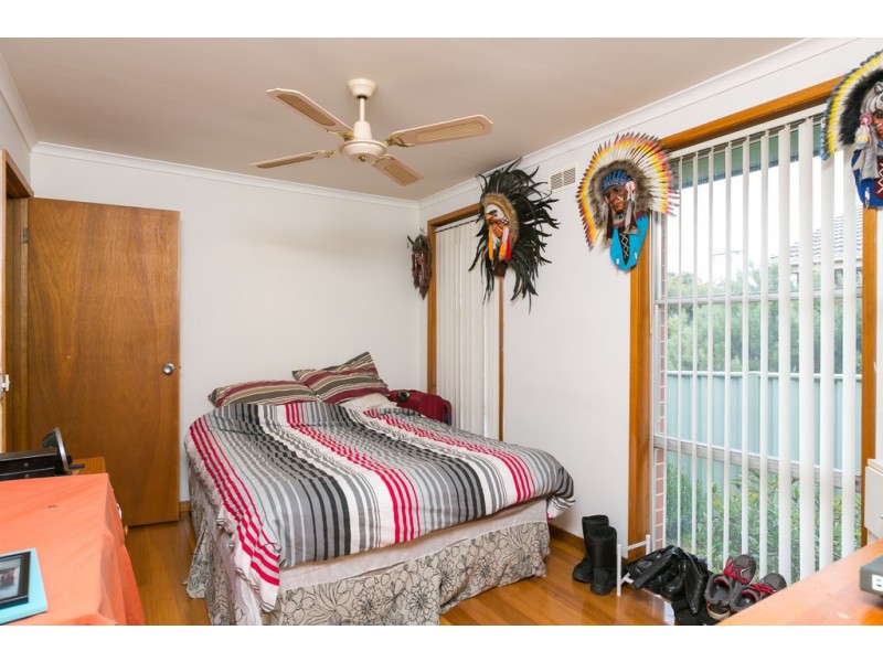 28 Truscott Avenue, California Gully VIC 3556