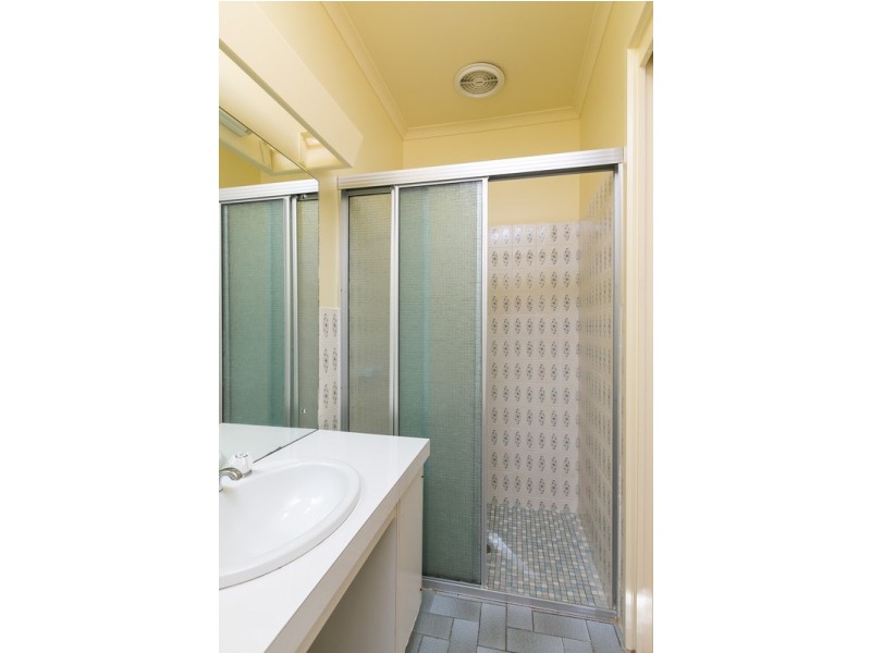 160 Crusoe Road, Kangaroo Flat VIC 3555