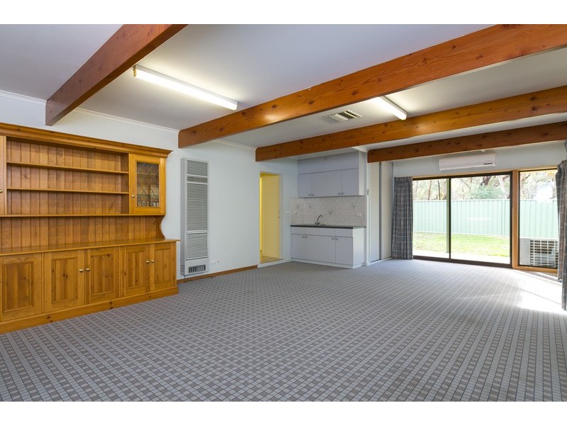 160 Crusoe Road, Kangaroo Flat VIC 3555