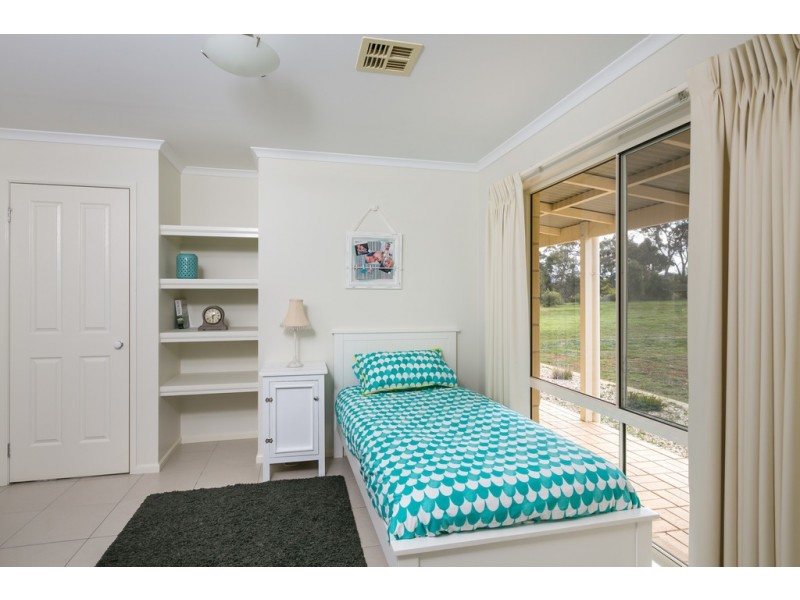 189 McGlashans Road, Lockwood South VIC 3551