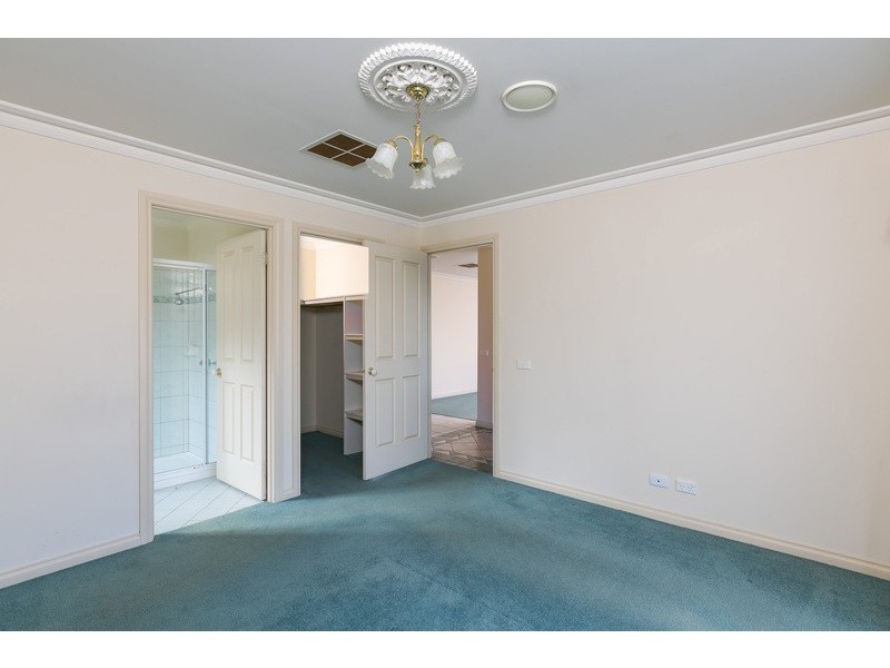 7 Gledhill Rise, Kangaroo Flat VIC 3555