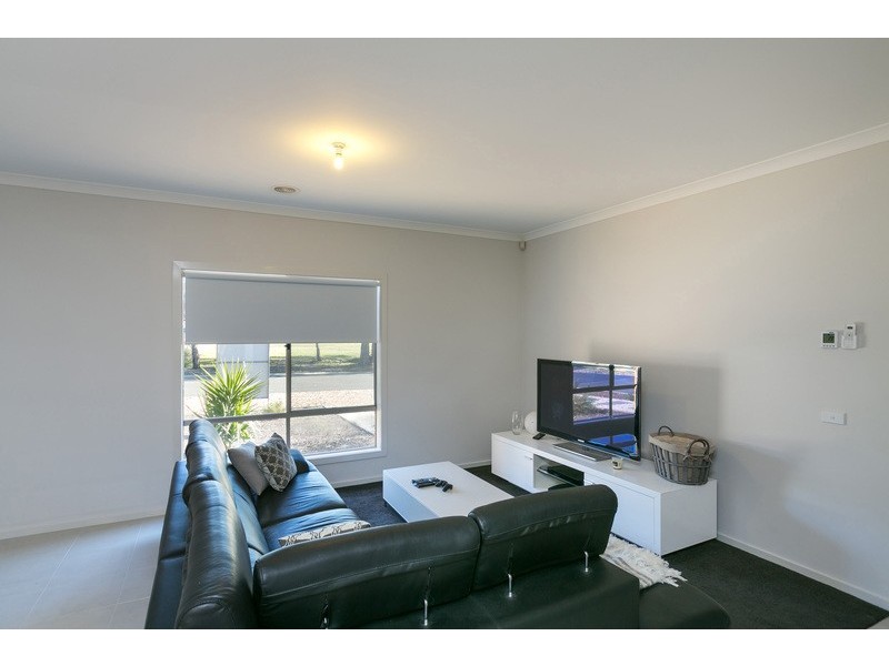 9A Tchumlock Court, Epsom VIC 3551