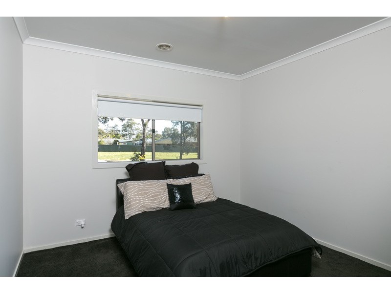 9A Tchumlock Court, Epsom VIC 3551