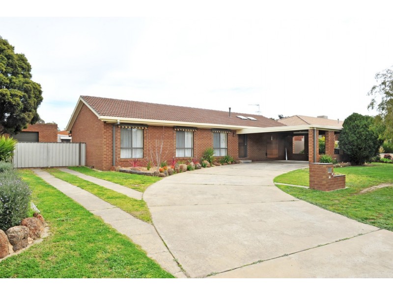 1 Miller Court, Eaglehawk VIC 3556