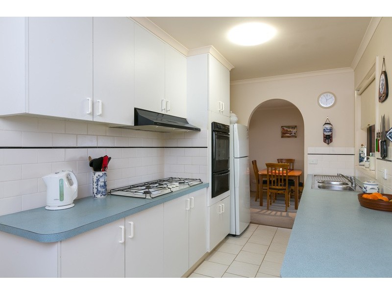 76 Browning Street, Kangaroo Flat VIC 3555