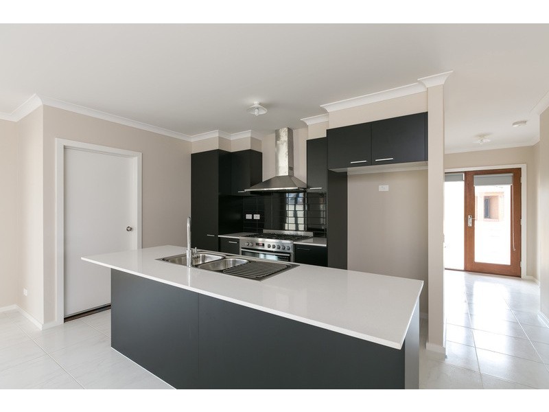 19 Garden Drive, Epsom VIC 3551