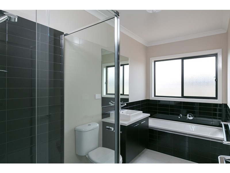 19 Garden Drive, Epsom VIC 3551