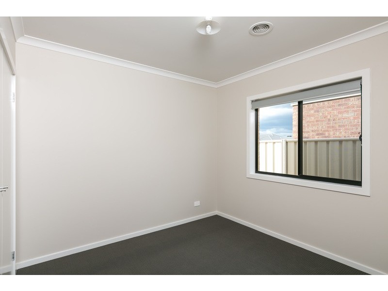 19 Garden Drive, Epsom VIC 3551