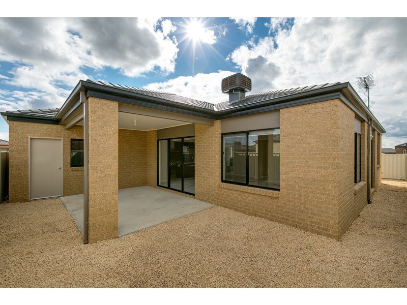 19 Garden Drive, Epsom VIC 3551