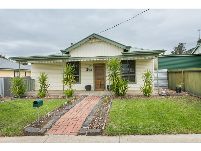 12 Havilah Rd, Long Gully VIC 3550