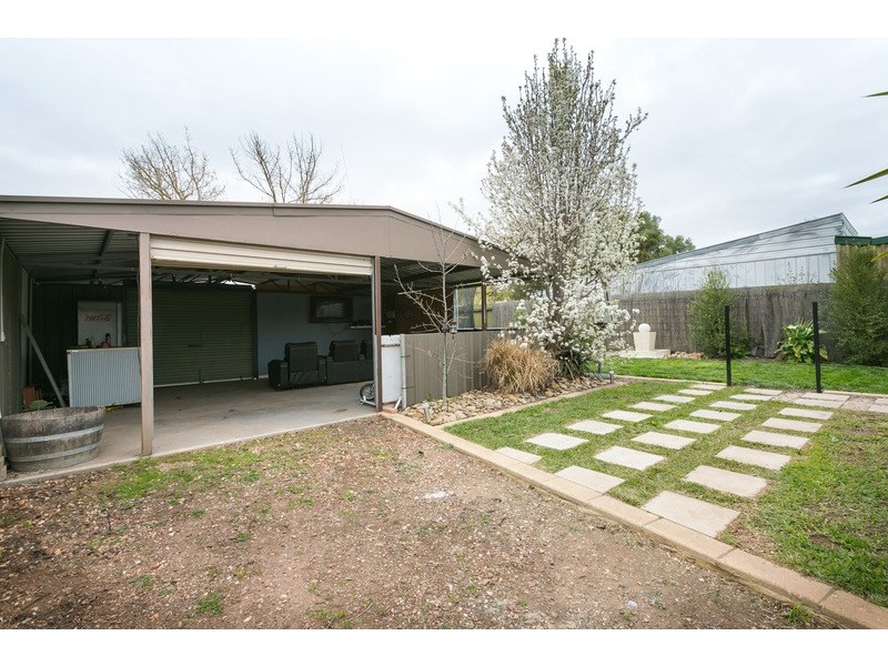 12 Havilah Rd, Long Gully VIC 3550
