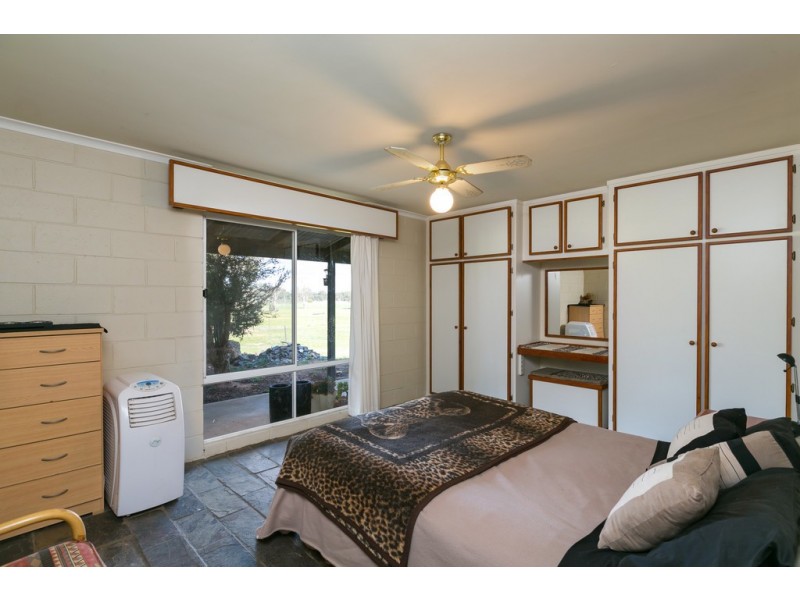 317 Quinns Road, Myers Flat VIC 3556