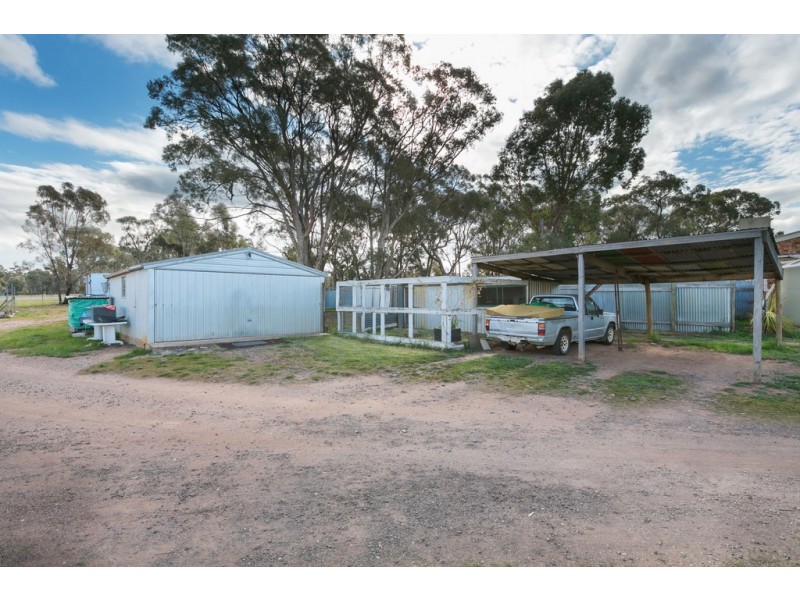 317 Quinns Road, Myers Flat VIC 3556