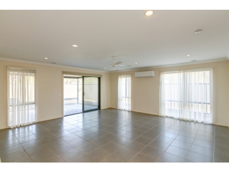 6 Lakeview Place, Jackass Flat VIC 3556