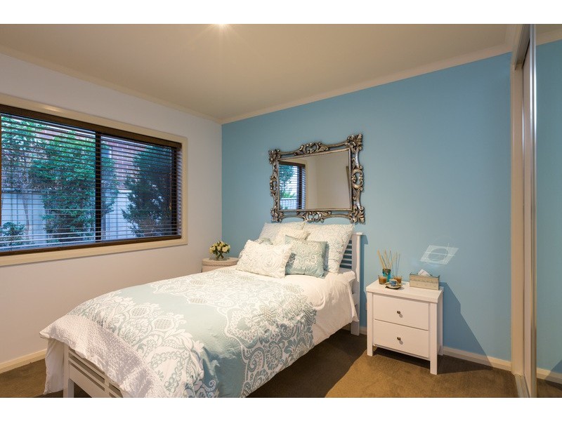 15 Jerribong Way, Kangaroo Flat VIC 3555