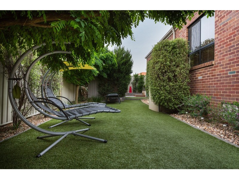 15 Jerribong Way, Kangaroo Flat VIC 3555