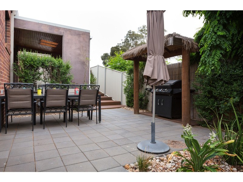 15 Jerribong Way, Kangaroo Flat VIC 3555