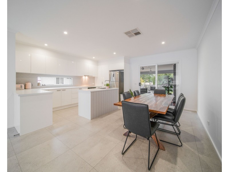 23 Mackenzie Street West, Golden Square VIC 3555