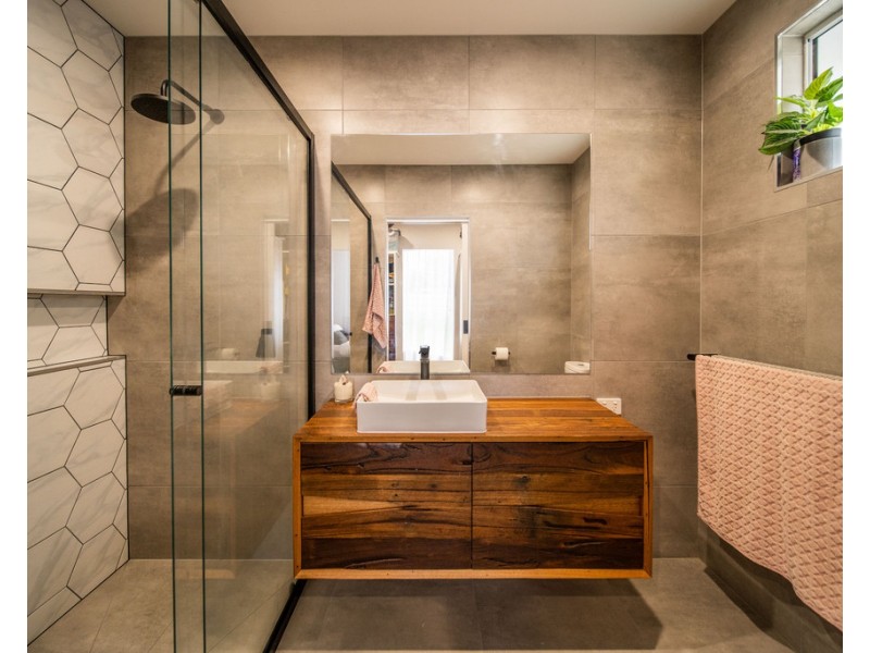 23 Mackenzie Street West, Golden Square VIC 3555