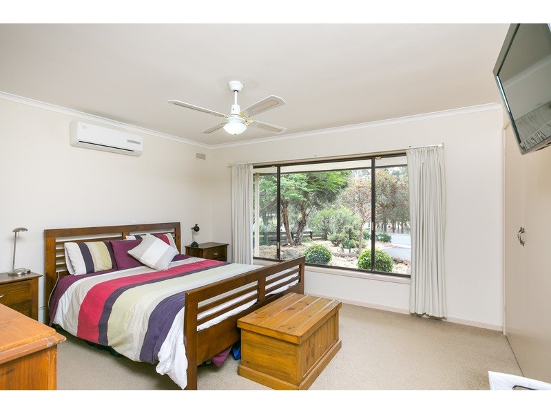 10 Averys Road, Eaglehawk VIC 3556