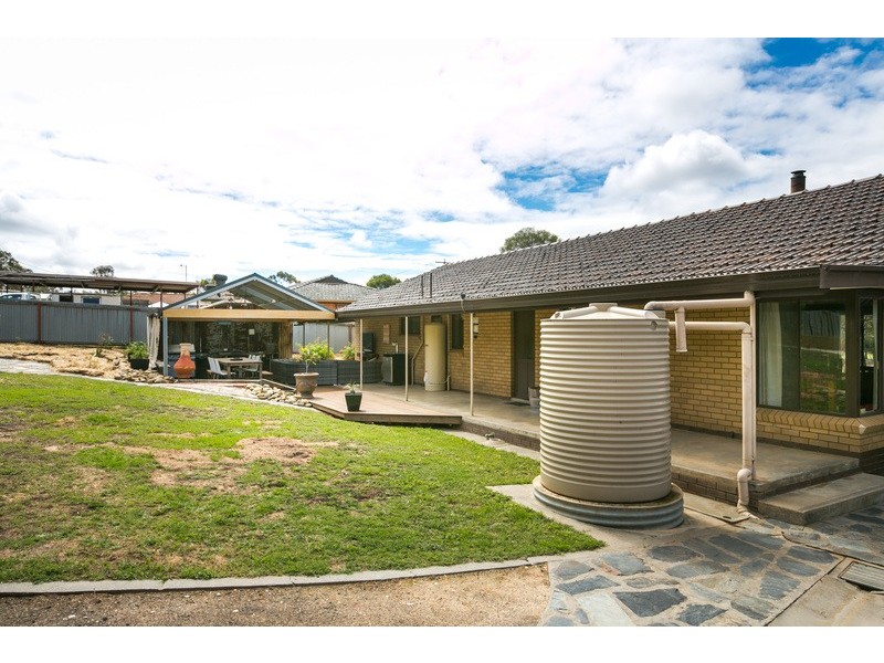 10 Averys Road, Eaglehawk VIC 3556