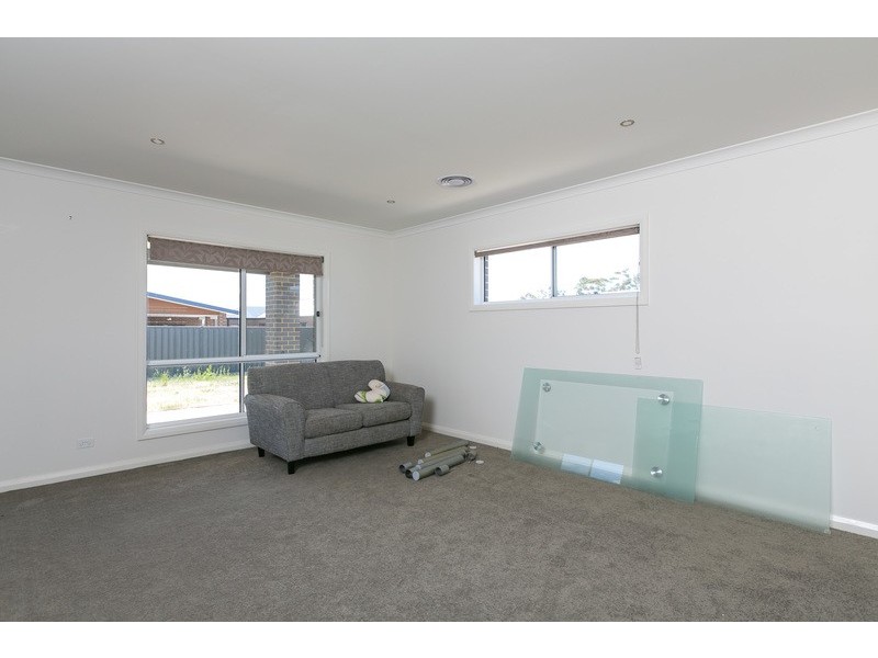 10 Carlin Way, Marong VIC 3515