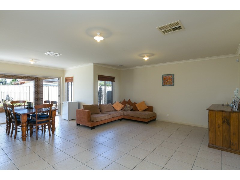 47 Brentwood Boulevard, Strathfieldsaye VIC 3551