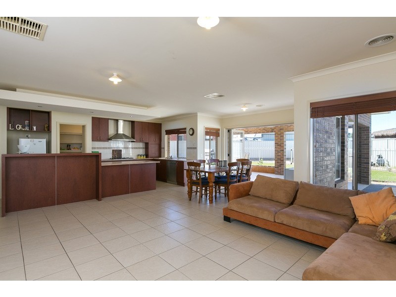 47 Brentwood Boulevard, Strathfieldsaye VIC 3551