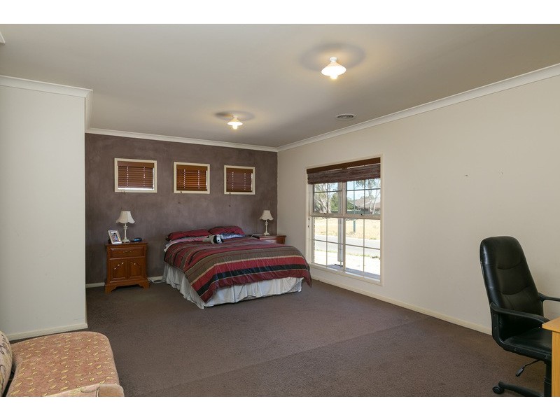 47 Brentwood Boulevard, Strathfieldsaye VIC 3551