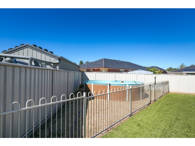 47 Brentwood Boulevard, Strathfieldsaye VIC 3551