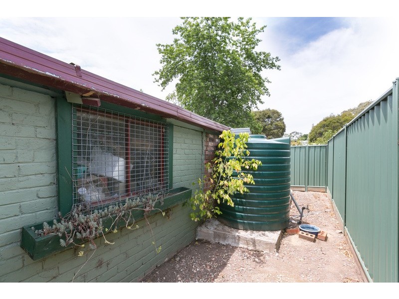 19 Lazarus St, West Bendigo VIC 3550