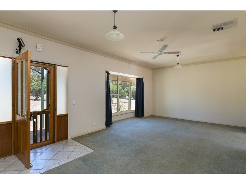 15 Yvonne Court, Maiden Gully VIC 3551