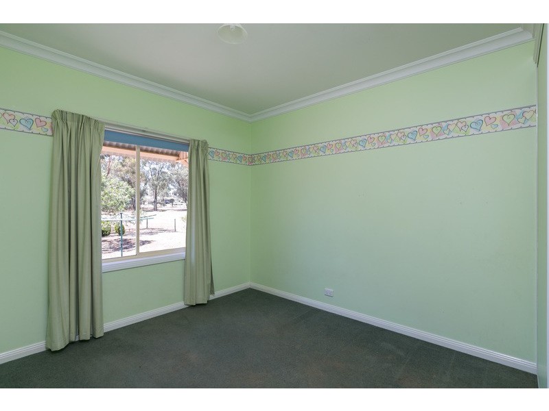 15 Yvonne Court, Maiden Gully VIC 3551