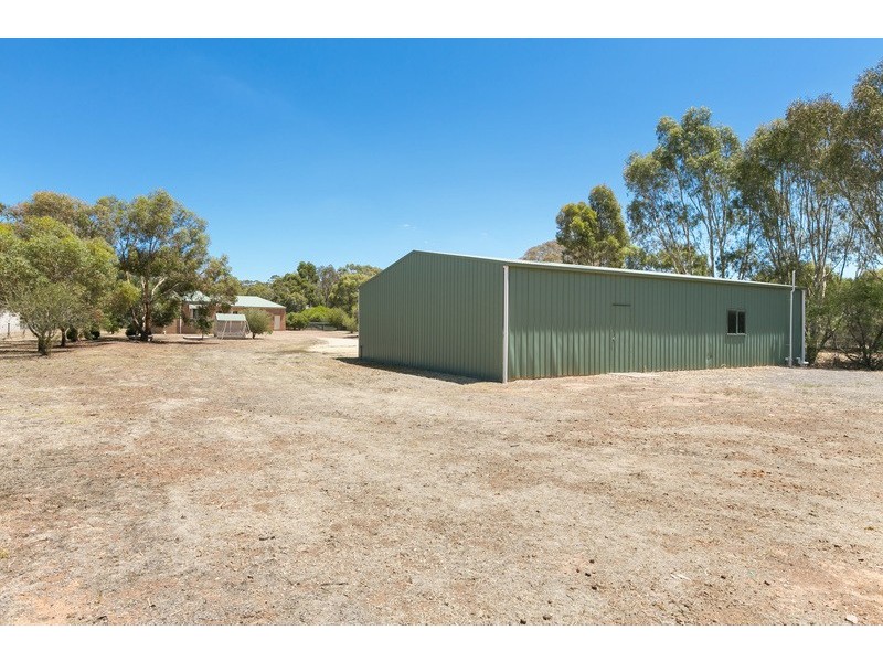 15 Yvonne Court, Maiden Gully VIC 3551