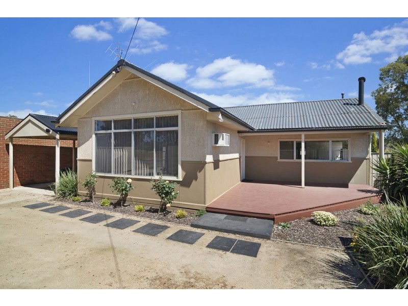 3/16 McLachlan St, Golden Square VIC 3555