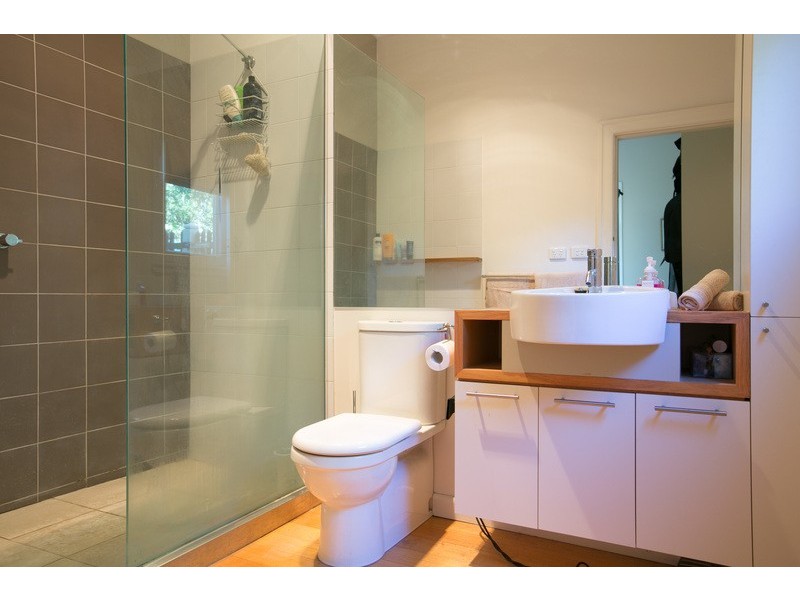 9 Howard Street, Quarry Hill VIC 3550