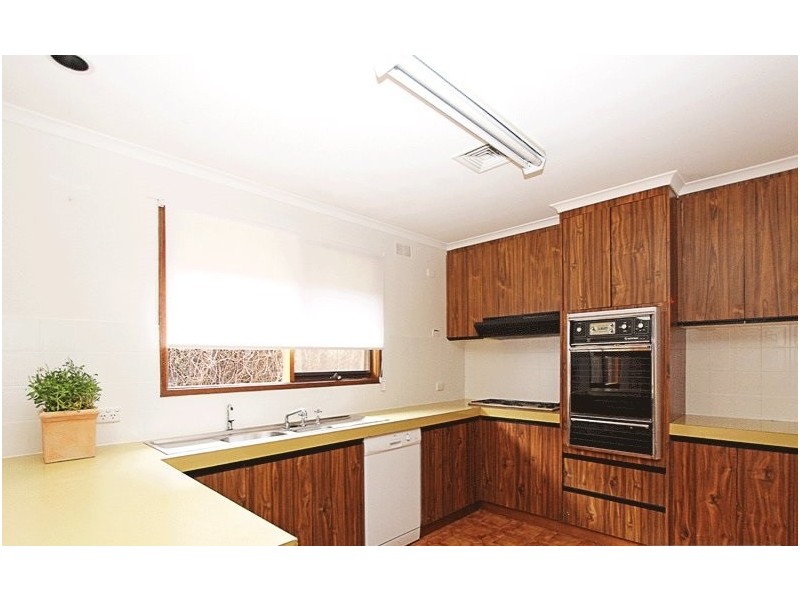 89 Harley Street, Strathdale VIC 3550