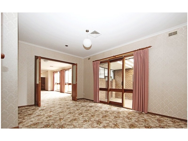 89 Harley Street, Strathdale VIC 3550