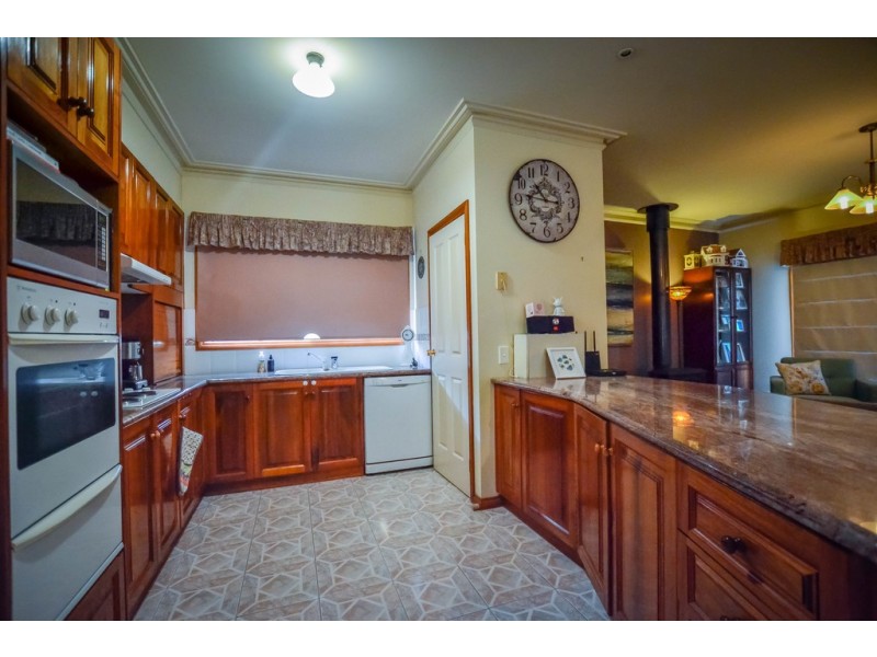 3 Mayo Court, Golden Square VIC 3555