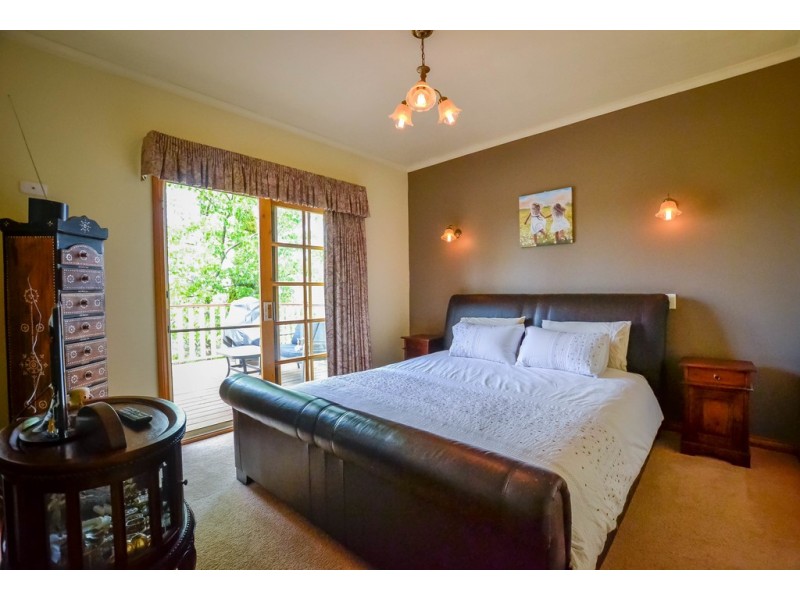 3 Mayo Court, Golden Square VIC 3555
